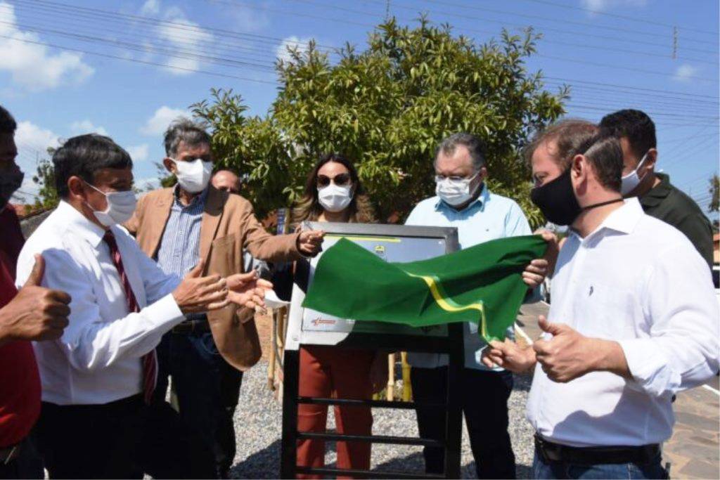 Governador inaugura obra de pavimentação asfáltica no município de Ilha Grande
